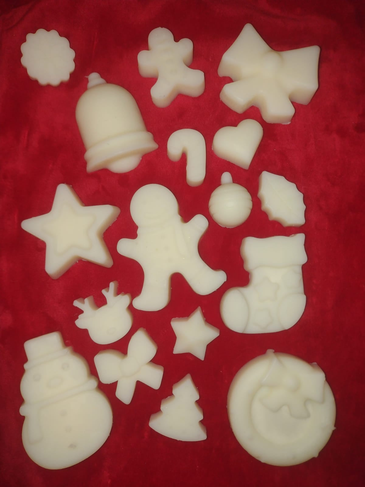 Aromatherapy Christmas Wax Melts - Natural Beeswax or Soya Wax with Coconut Oil and Essential Oils